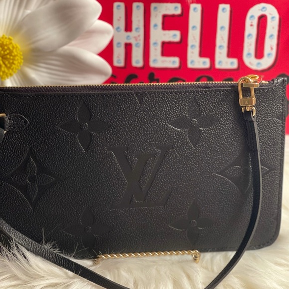 Louis  Vuitton Pouch ❤️❤️ NWT SOLD - Picture 2 of 10